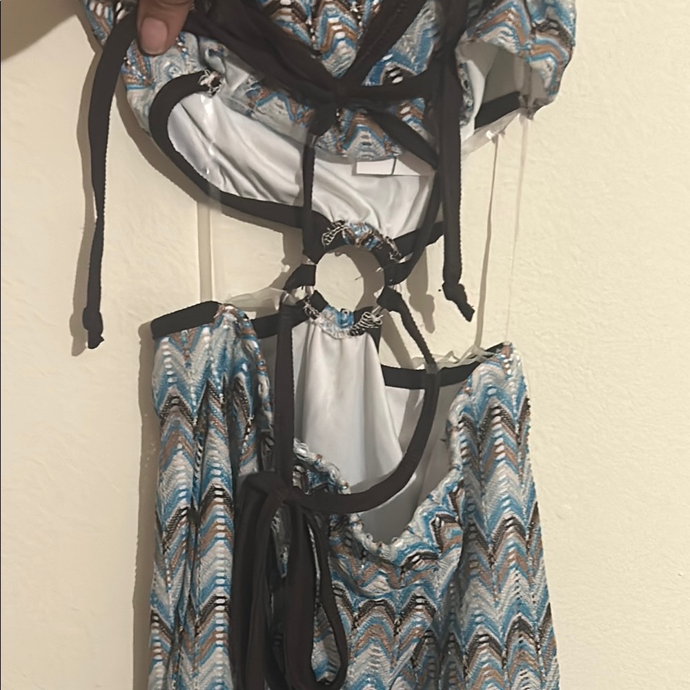 Blue Cut Out Tie Front Halter Sundress - Picture 3 of 4